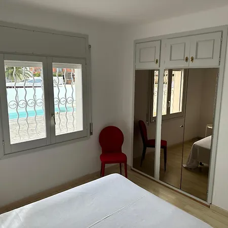 Agi Cap Llarg Holiday home