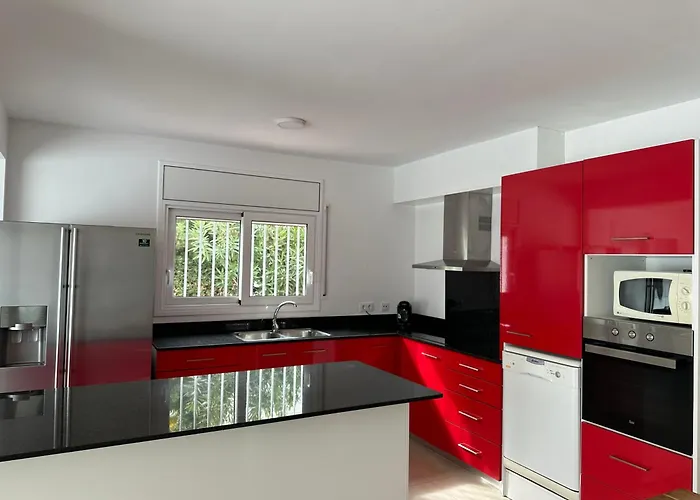 Agi Cap Llarg Hébergement de vacances