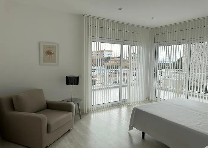 Agi Cap Llarg Hébergement de vacances *