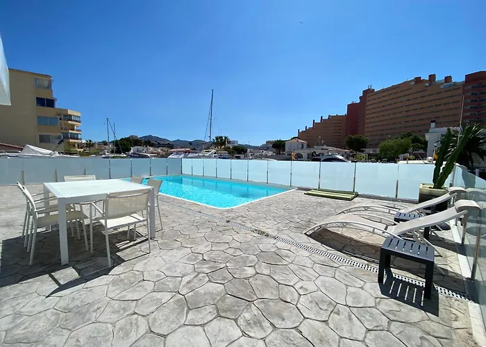 Agi Cap Llarg Сasa de vacaciones Rosas